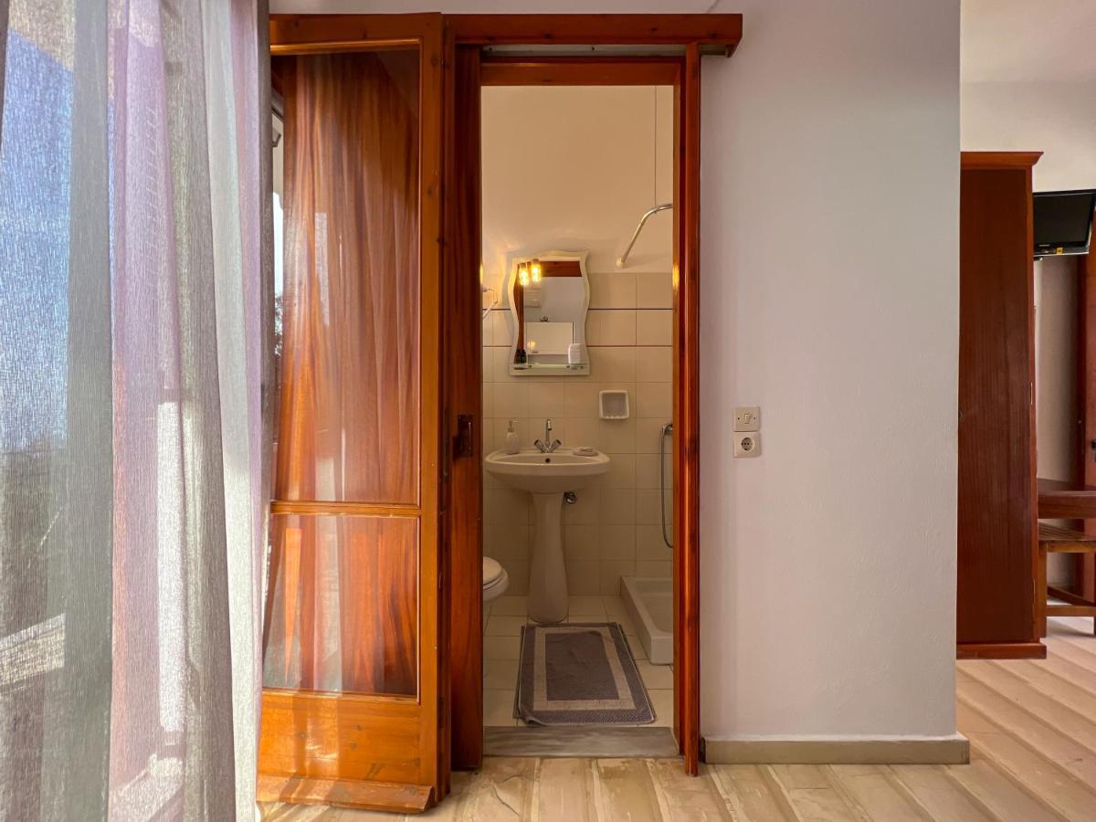 Anemone Apartment Pelekas Exterior photo