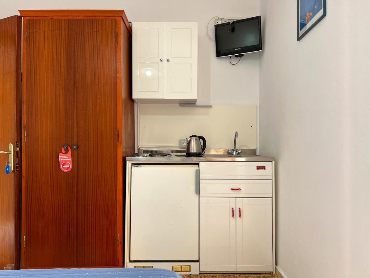 Anemone Apartment Pelekas Exterior photo
