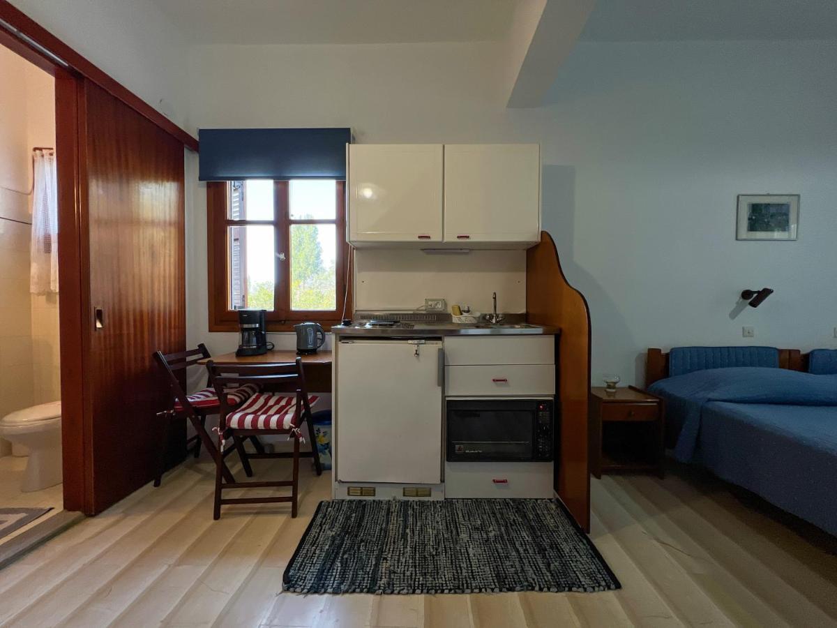 Anemone Apartment Pelekas Exterior photo