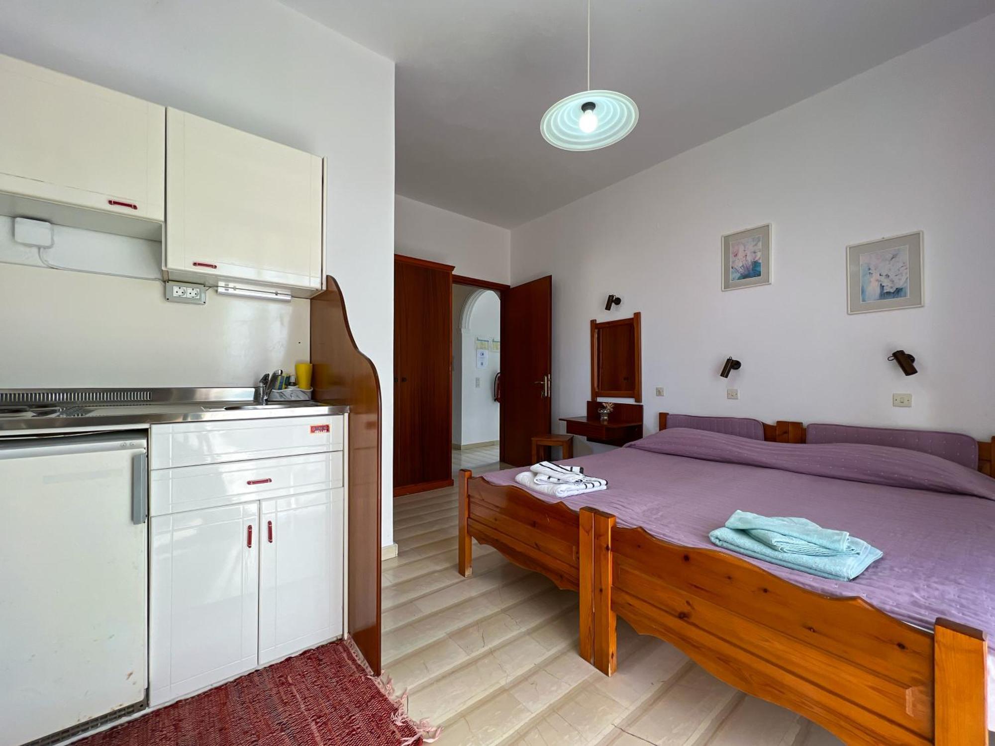 Anemone Apartment Pelekas Exterior photo